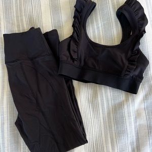 Free People Movement black ribbed leggings with pockets